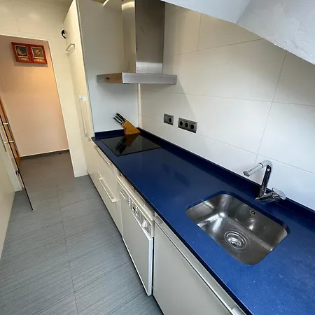 A 2 Min De La Playa Con Garaje Privado! Apartment *